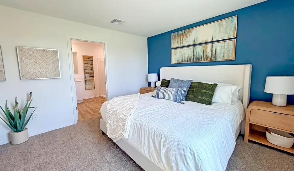 Furnished interior view inside a new home in Sorrel Ridge Estates, Tucson (Image 25).