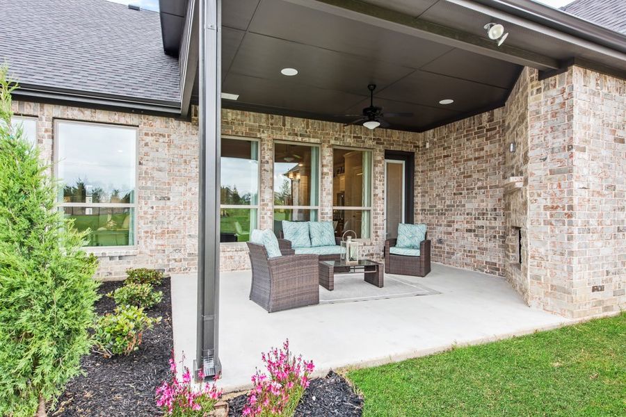Exterior details and patio area of a home in NorthGlen, Haslet (Image 22). Exterior details and patio area of a home in NorthGlen, Haslet (Image 22).