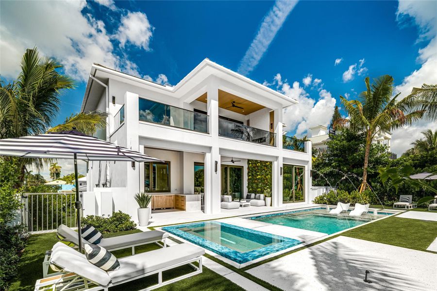 Furnished interior view inside a new home in , Ocean Ridge (Image 59).