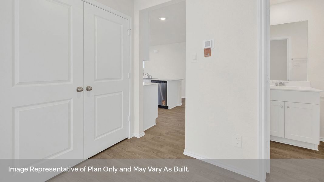 Image 23 of a home in Lantana. Image 23 of a home in Lantana.