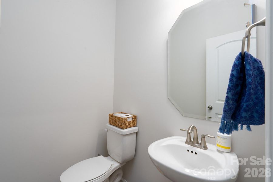 Image 27 of a home in Somerset.