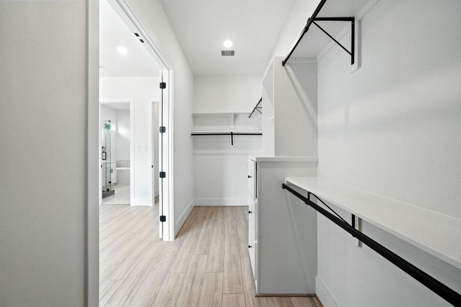 Image 35 of a home in . Image 35 of a home in .