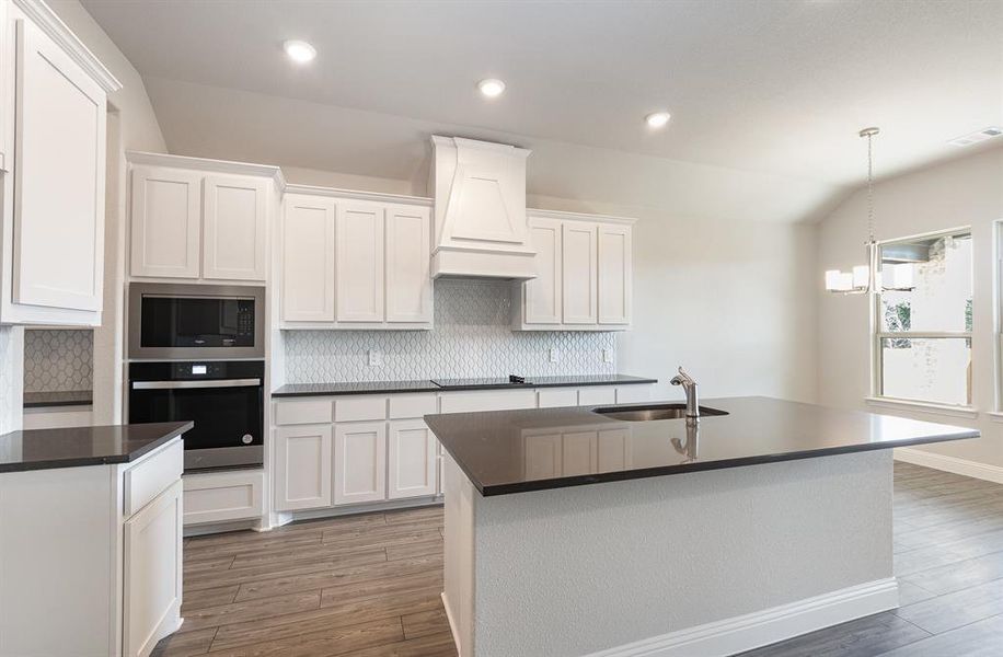 Furnished interior view inside a new home in Cole Crossing Estates, DeSoto (Image 8).