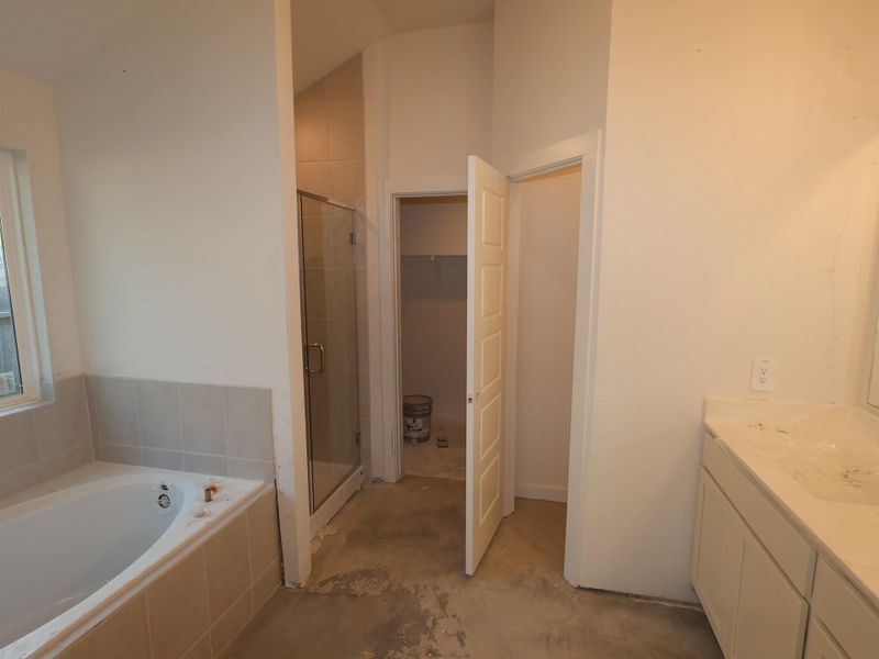 Image 25 of a home in Pinewood at Grand Texas.