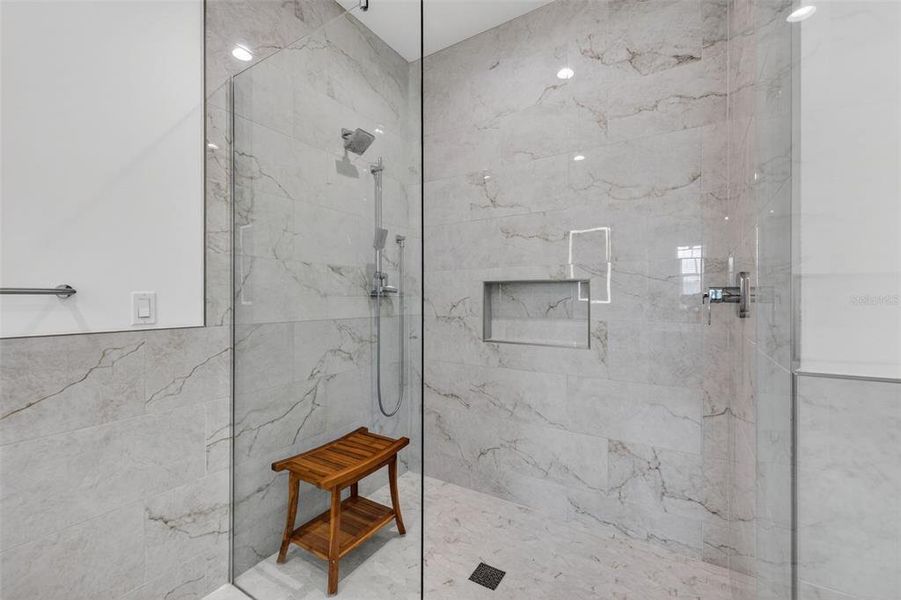 Image 52 of a home in .