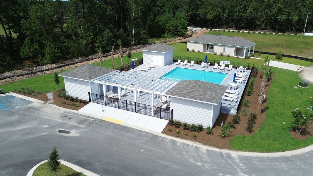 Community amenities in Cottonwood Place, Tabor City (Image 11).