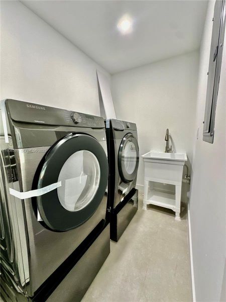 Close-up of interior finishes inside a home in , South Miami (Image 13). Close-up of interior finishes inside a home in , South Miami (Image 13).