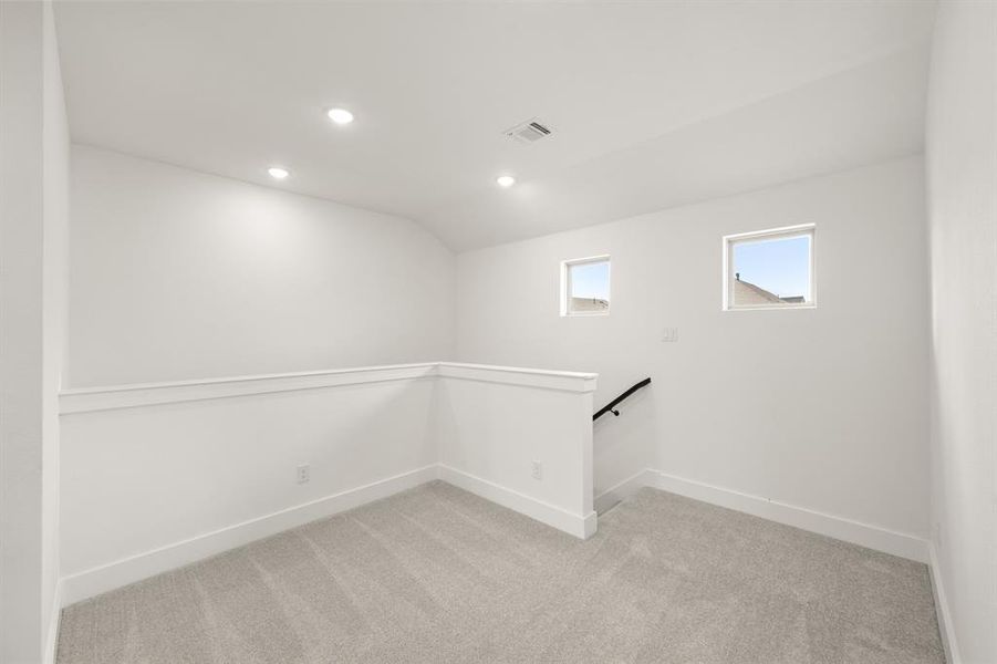 1529 Laurel- Loft-5213 1529 Laurel- Loft-5213