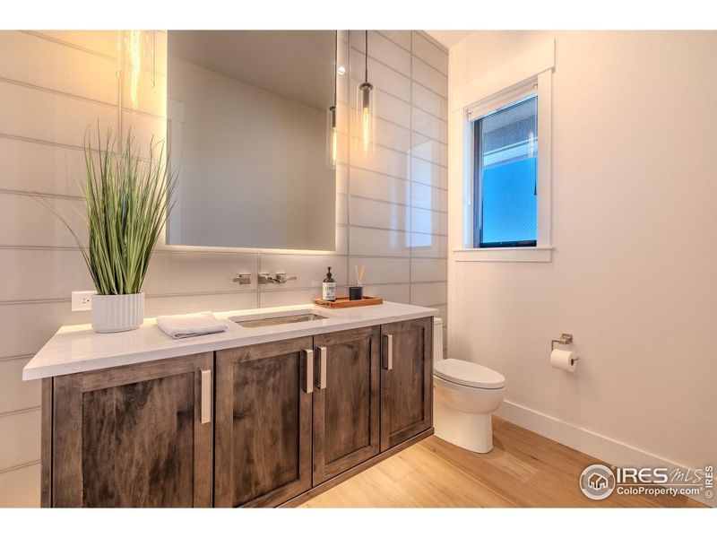 Furnished interior view inside a new home in , Berthoud (Image 24).