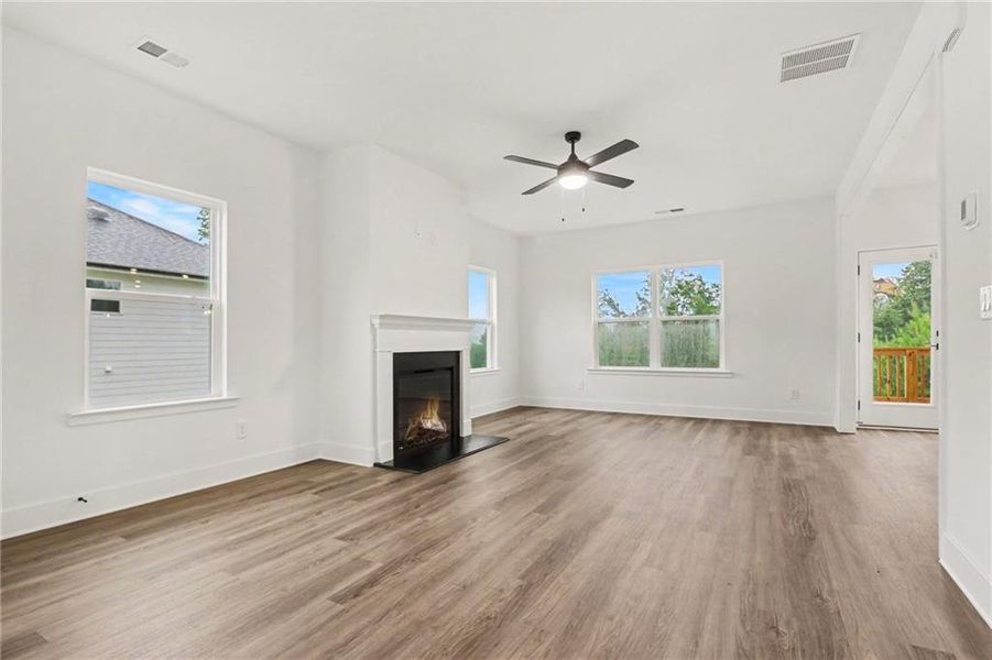Spacious, unfurnished interior of a new home in Thunder Ridge, Dawsonville (Image 62).
