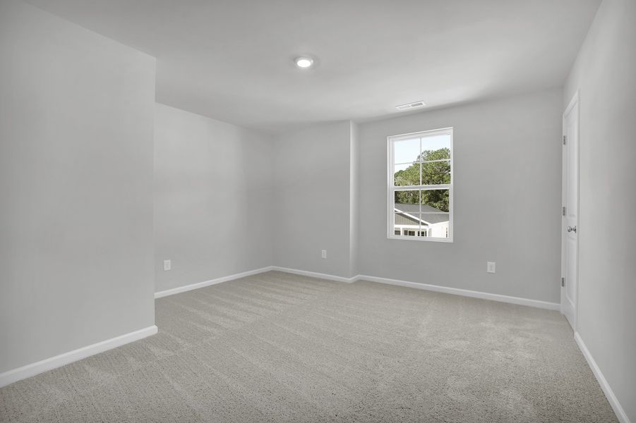 Spacious, unfurnished interior of a new home in River Tide Farms, Bolivia (Image 21). Spacious, unfurnished interior of a new home in River Tide Farms, Bolivia (Image 21).