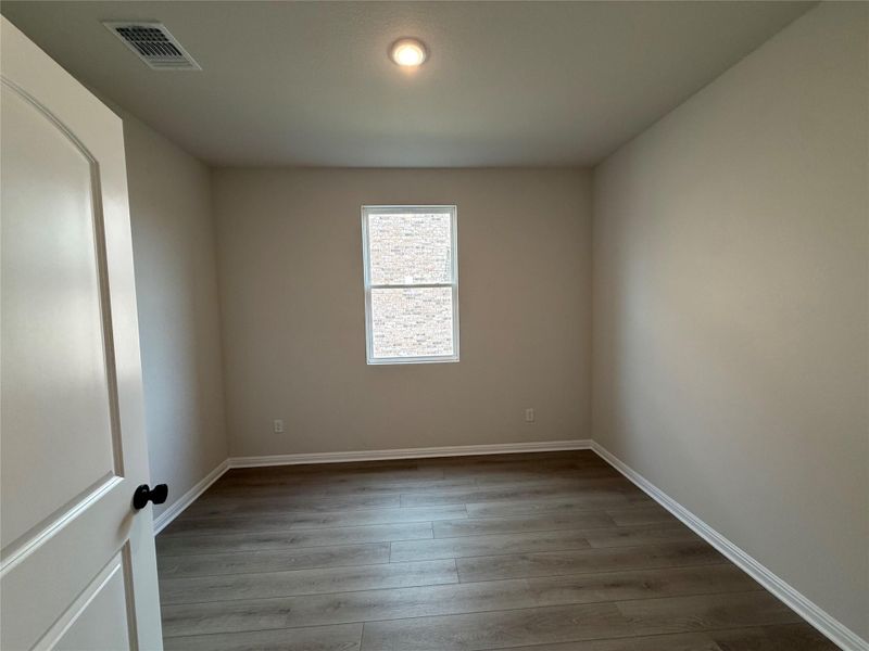 Spacious, unfurnished interior of a new home in Berry Creek Highlands, Georgetown (Image 17). Spacious, unfurnished interior of a new home in Berry Creek Highlands, Georgetown (Image 17).