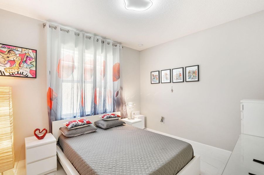 Furnished interior view inside a new home in , Port St. Lucie (Image 11).