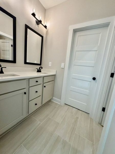 Furnished interior view inside a new home in Lakefield, Palmetto (Image 6). Furnished interior view inside a new home in Lakefield, Palmetto (Image 6).