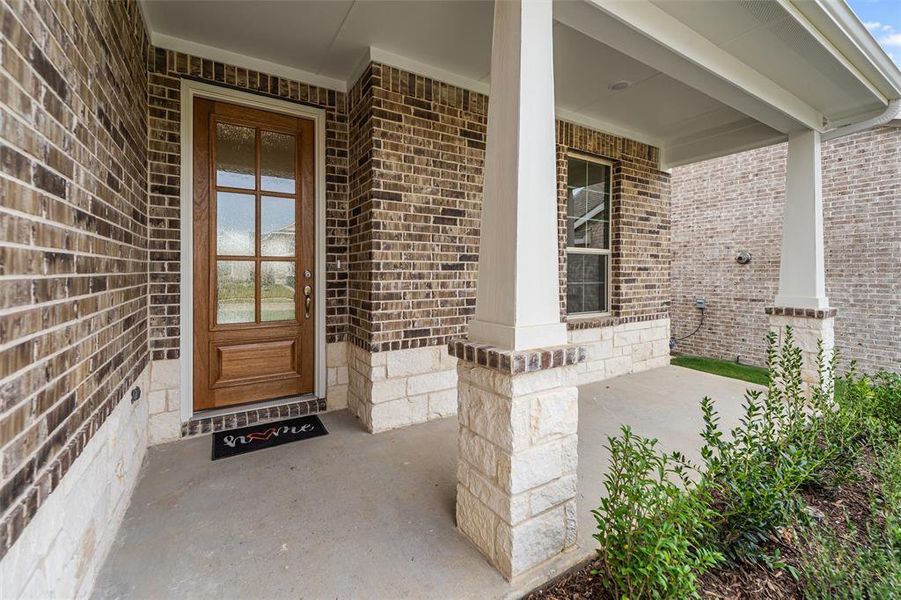 Exterior details and patio area of a home in Liberty Pointe, Gainesville (Image 1).
