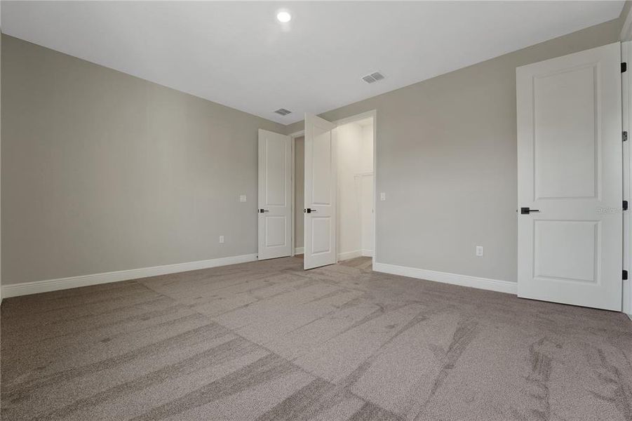 Spacious, unfurnished interior of a new home in Palms at Windermere, Windermere (Image 49). Spacious, unfurnished interior of a new home in Palms at Windermere, Windermere (Image 49).