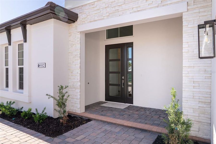 Exterior details and patio area of a home in , Sarasota (Image 35).