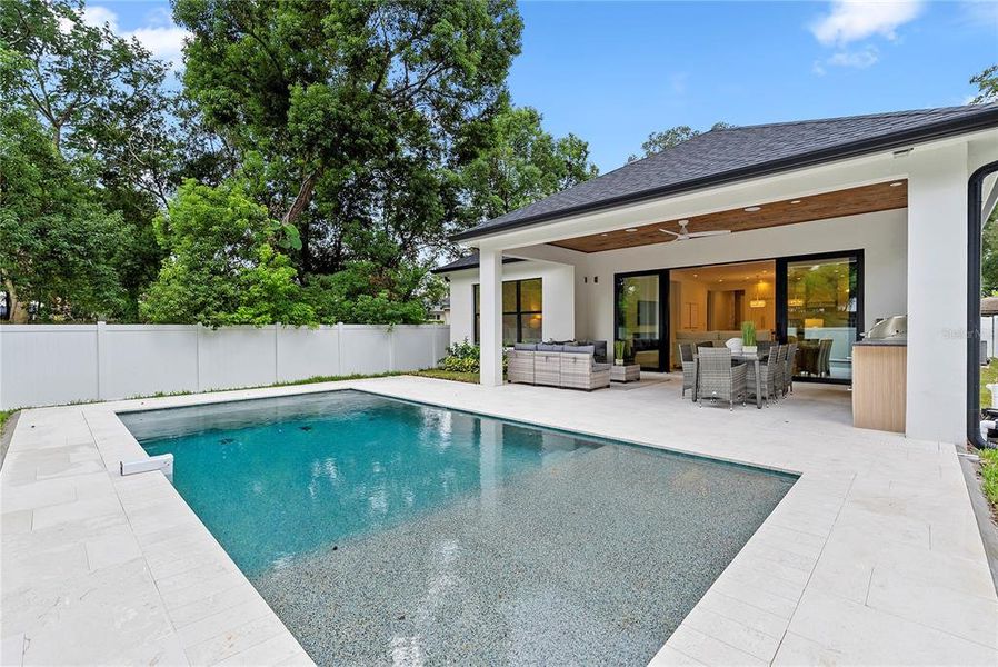 Exterior details and patio area of a home in , Orlando (Image 24).
