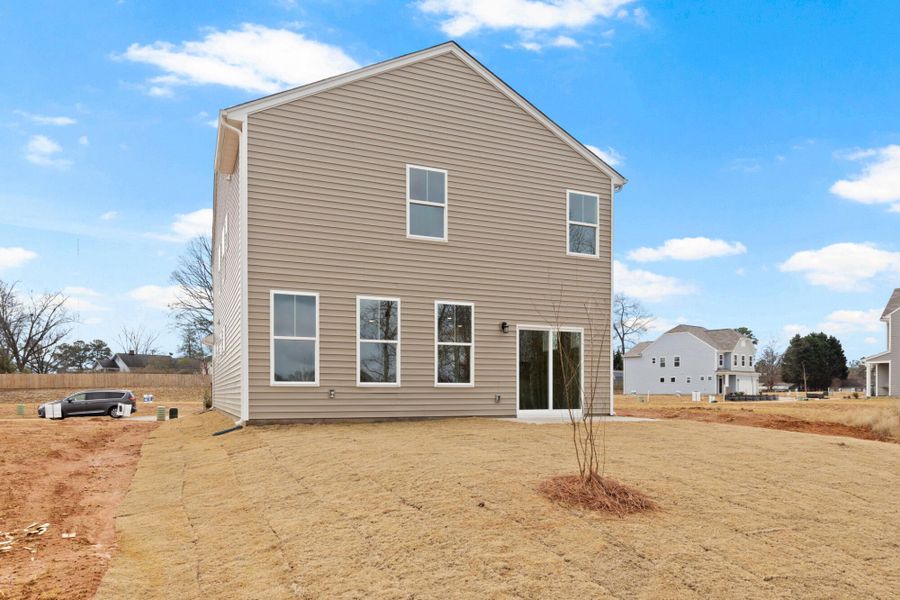 Exterior details and patio area of a home in Bellevue, Greenville (Image 21).
