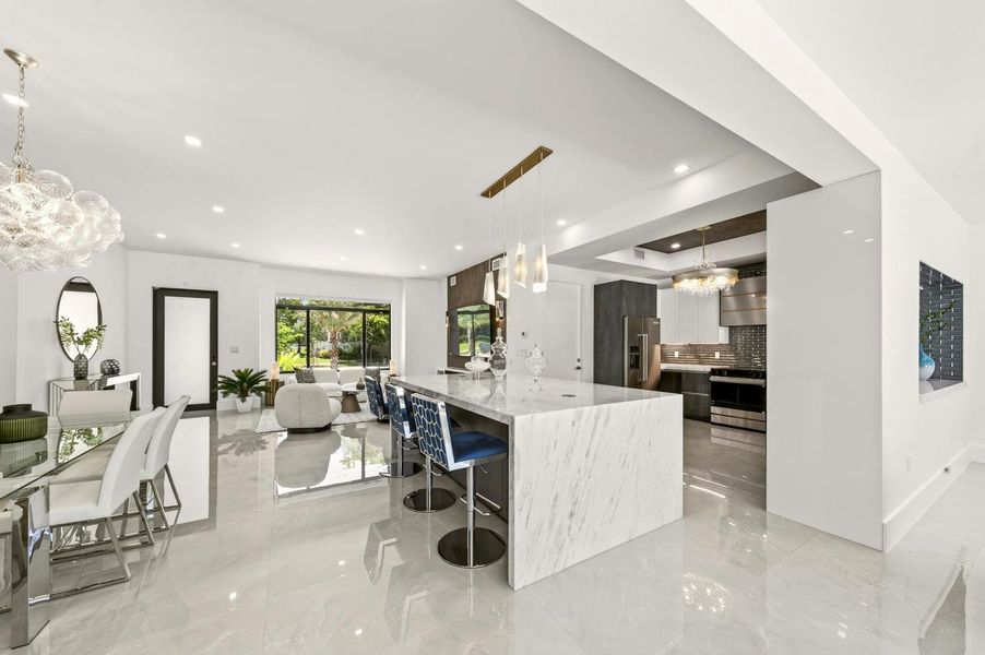 043-003-KitchenEating Area-1500x999 043-003-KitchenEating Area-1500x999