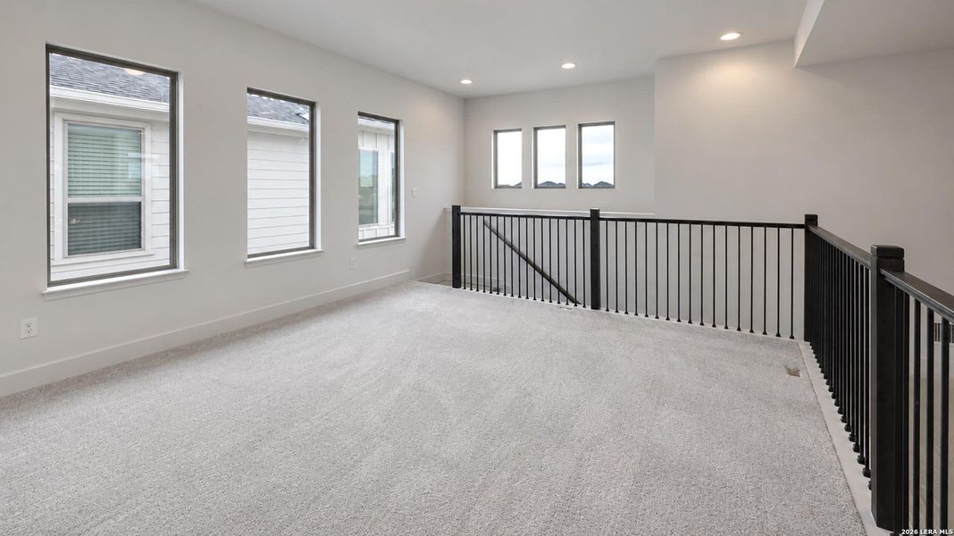 Spacious, unfurnished interior of a new home in Solms Landing, New Braunfels (Image 24).