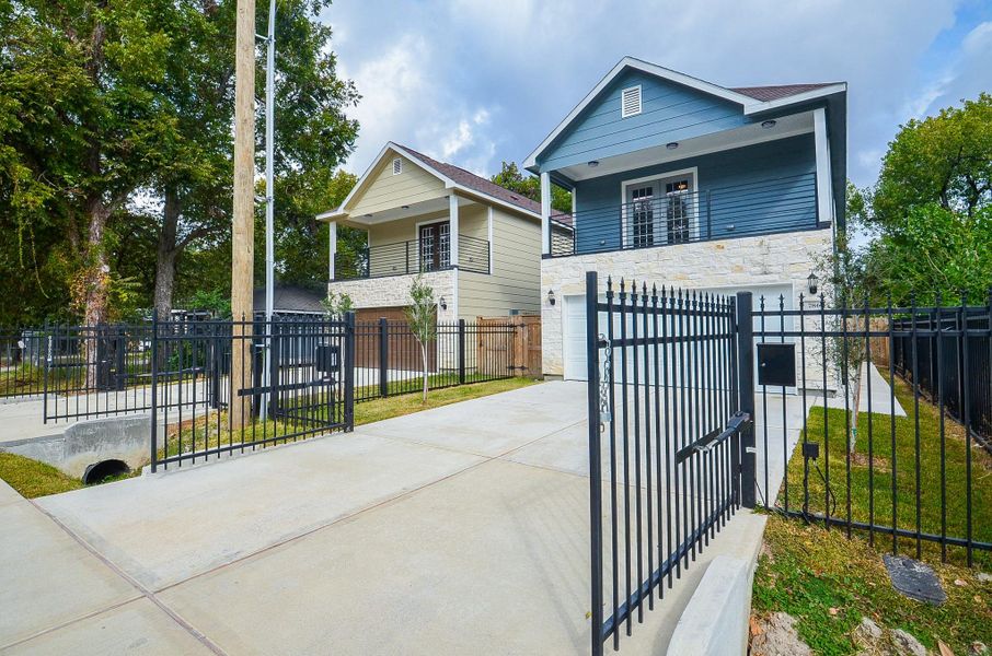 Image 49 of a home in .