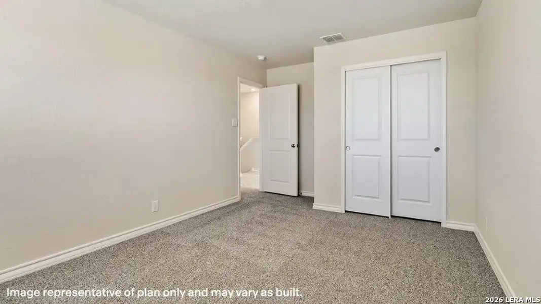 Spacious, unfurnished interior of a new home in Brookstone Creek, San Antonio (Image 24).
