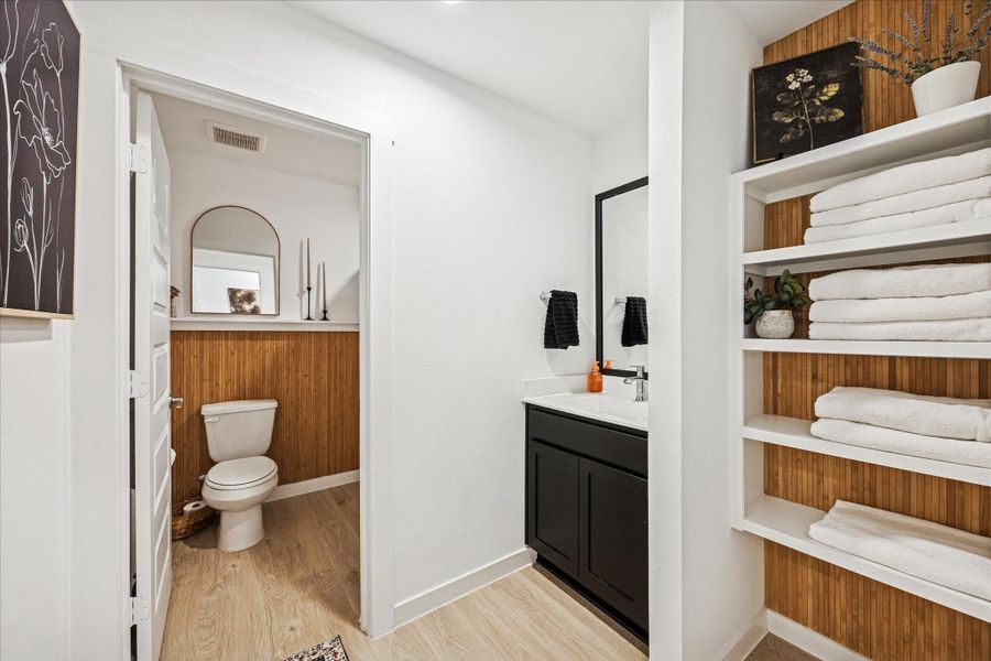 Furnished interior view inside a new home in Tamarron, Fulshear (Image 28). Furnished interior view inside a new home in Tamarron, Fulshear (Image 28).