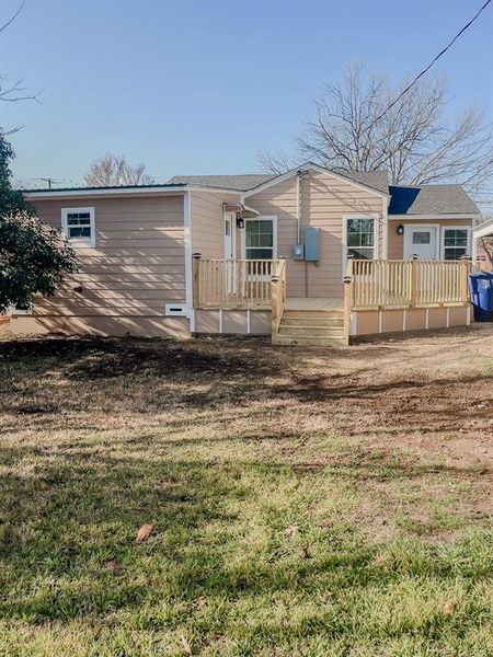 Exterior details and patio area of a home in , Brownwood (Image 11).