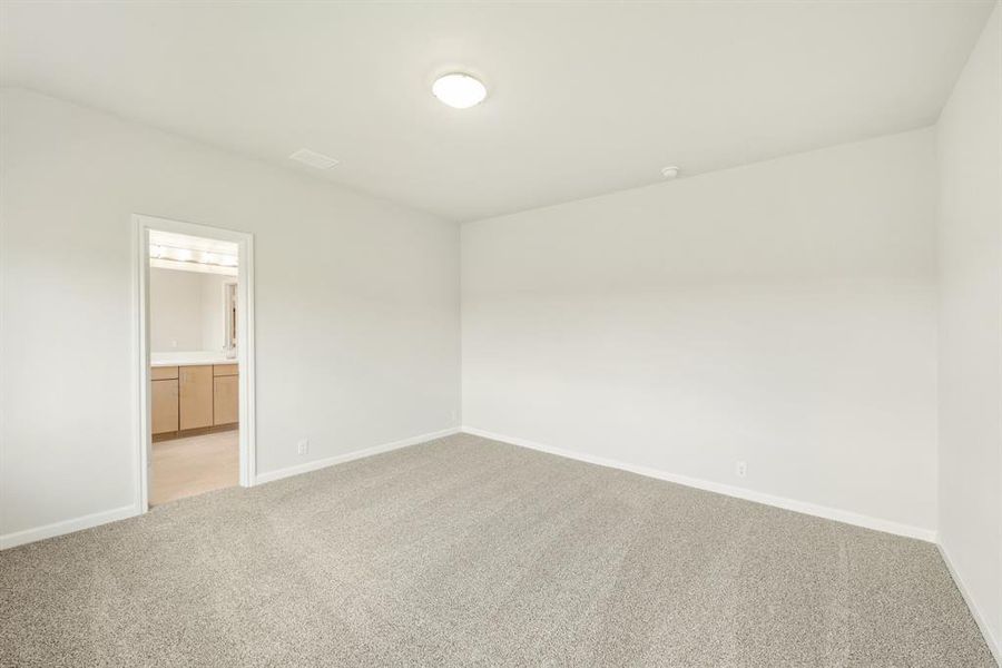 Spacious, unfurnished interior of a new home in Heartland Elements, Heartland (Image 31). Spacious, unfurnished interior of a new home in Heartland Elements, Heartland (Image 31).