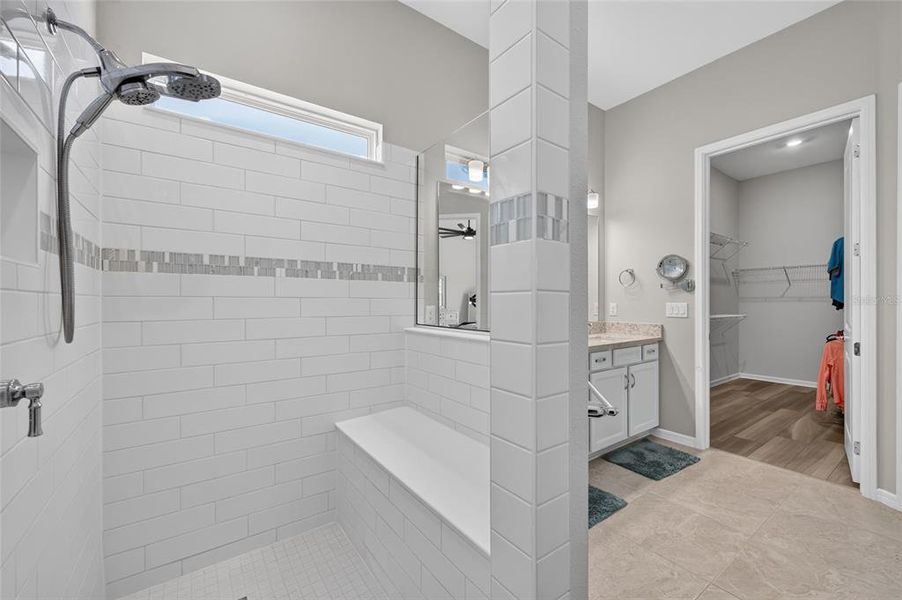 Furnished interior view inside a new home in , Ocala (Image 40).