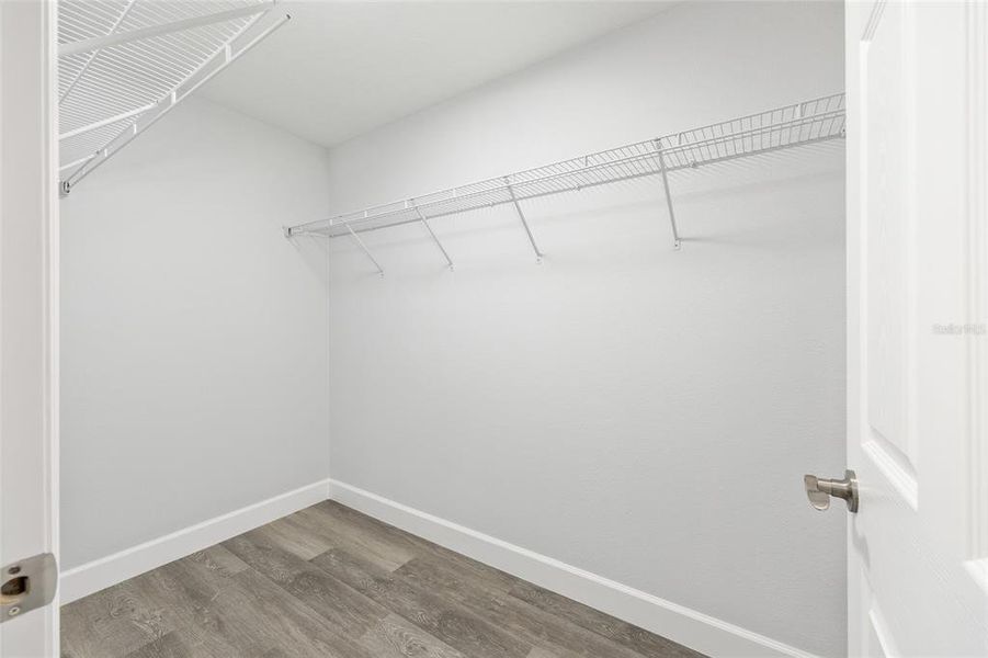 Spacious, unfurnished interior of a new home in , Ocala (Image 22).