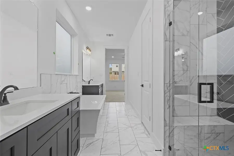 Furnished interior view inside a new home in Levy Crossing, Killeen (Image 3).