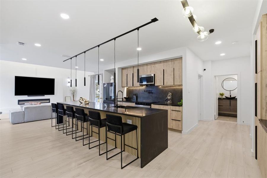 Furnished interior view inside a new home in , Dallas (Image 19).