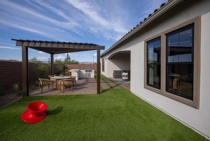 Representative exterior details of a home built from the Heron by Taylor Morrison in Verdin Odyssey Collection, Phoenix (Image 22).