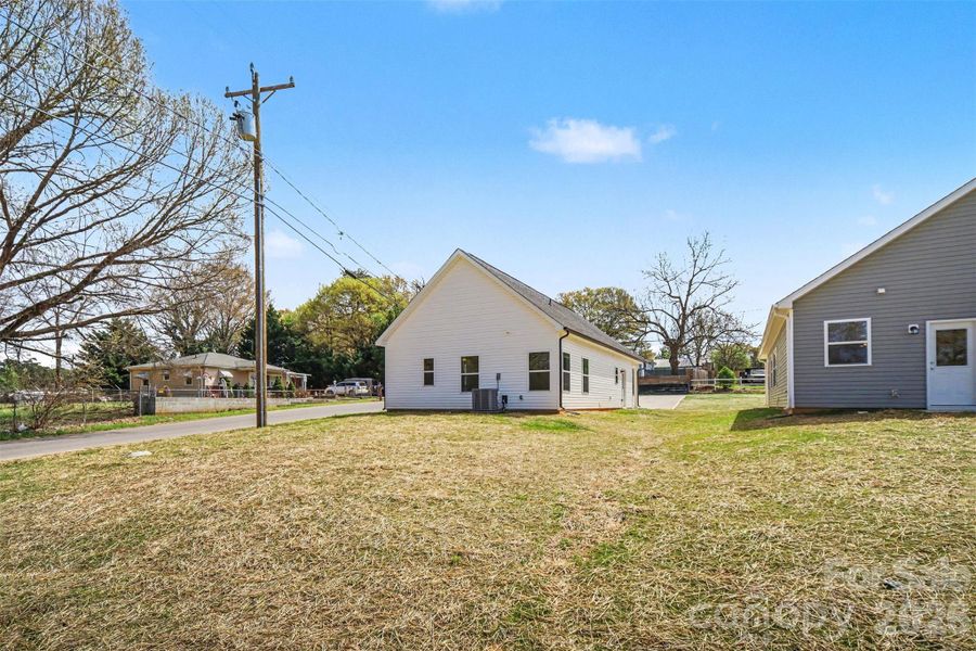 Exterior details and patio area of a home in , Gastonia (Image 25).