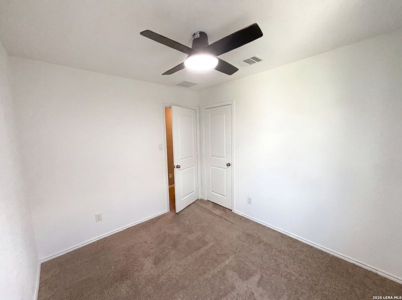 Spacious, unfurnished interior of a new home in Aston Park, San Antonio (Image 12).