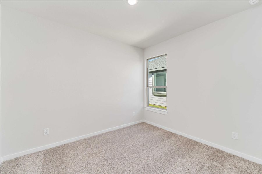 Spacious, unfurnished interior of a new home in Magnolia Springs, Montgomery (Image 25).