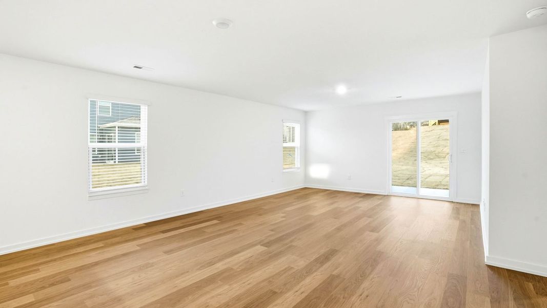 Representative unfurnished interior of a home built from the Manning by D.R. Horton in Highland View, Seymour (Image 22).