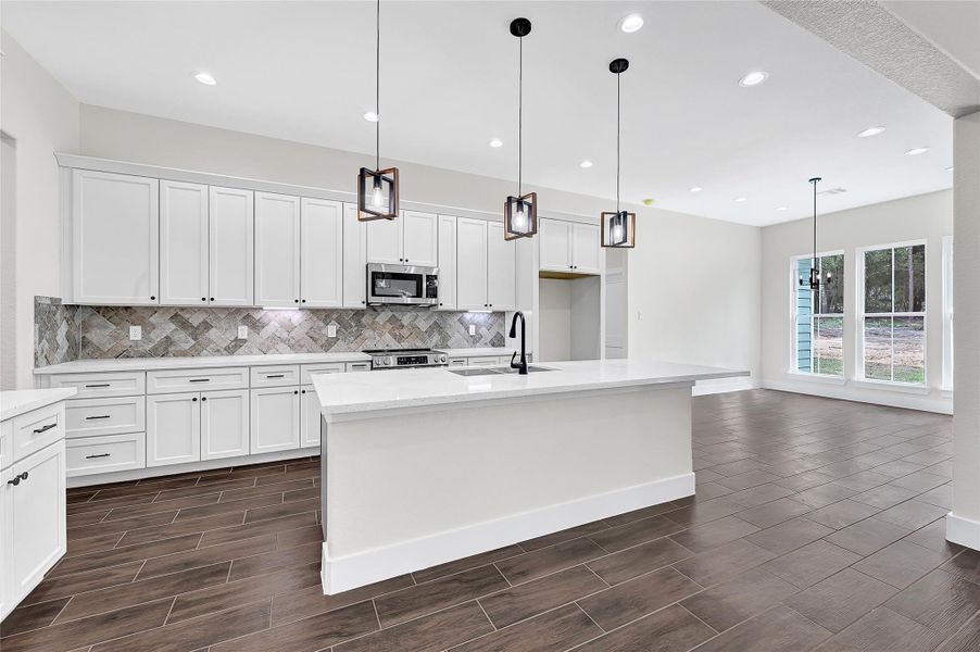 Furnished interior view inside a new home in , Plantersville (Image 11).