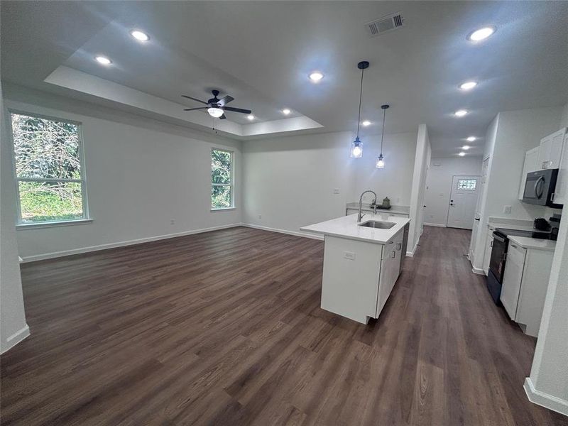 Spacious, unfurnished interior of a new home in , Granbury (Image 26). Spacious, unfurnished interior of a new home in , Granbury (Image 26).