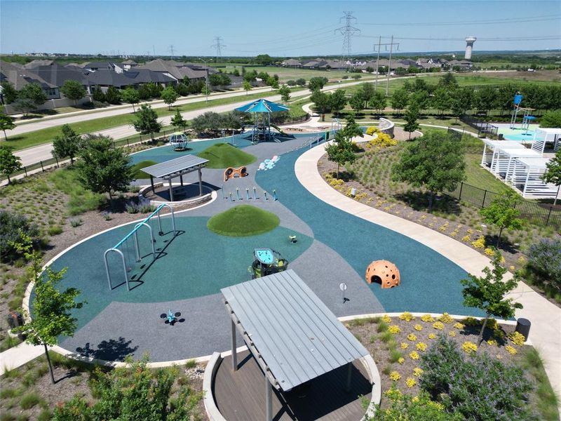 Community amenities in , Venus (Image 22).