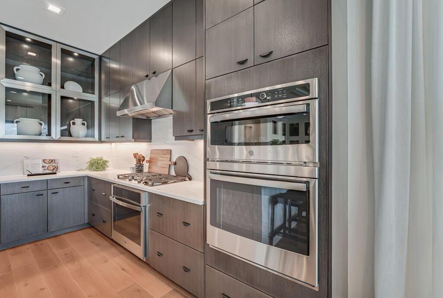 Furnished interior view inside a new home in Apex at Avenir, Palm Beach Gardens (Image 56).