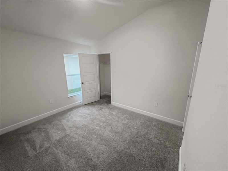 Spacious, unfurnished interior of a new home in , St. Cloud (Image 11).