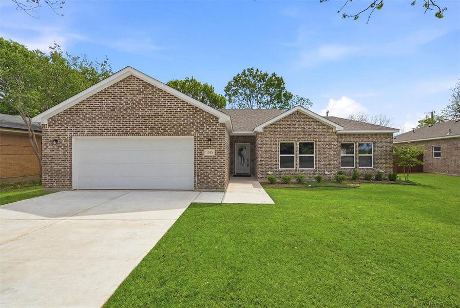 Front exterior of a new home in , Sherman, TX, highlighting curb appeal (Image 18).
