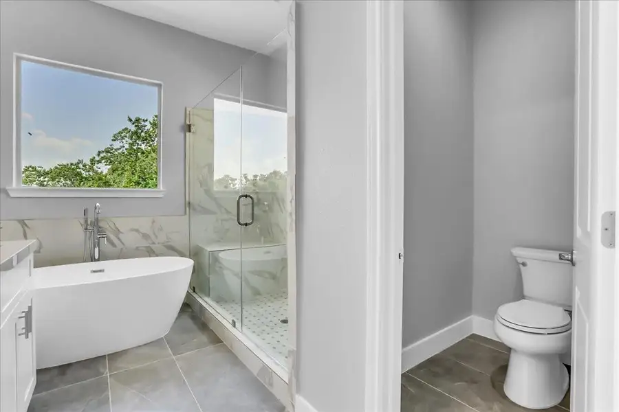 Image 10 of a home in . Image 10 of a home in .