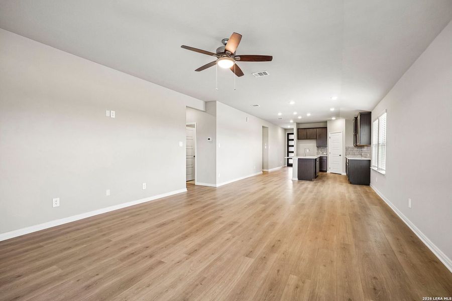 Spacious, unfurnished interior of a new home in Legendary Trails - Premier Series, Cibolo (Image 34). Spacious, unfurnished interior of a new home in Legendary Trails - Premier Series, Cibolo (Image 34).