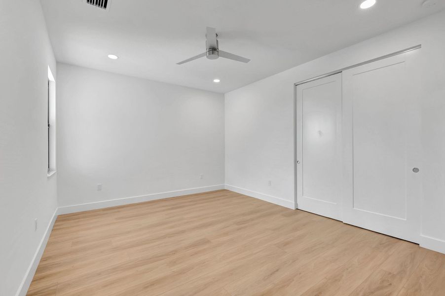 Spacious, unfurnished interior of a new home in , Boca Raton (Image 38).