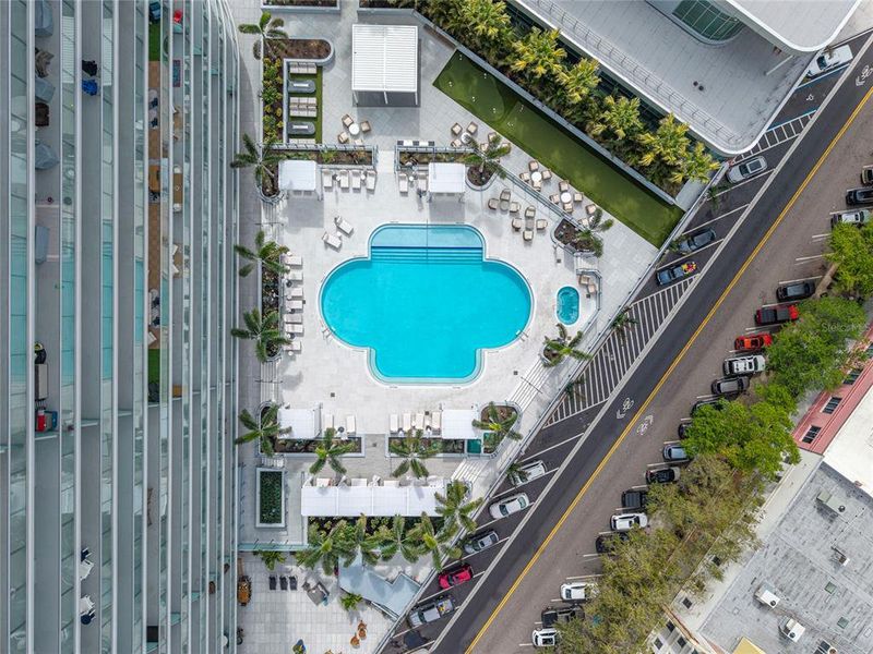 Condo located in St. Petersburg, FL showcasing its design and architecture (Image 38). Condo located in St. Petersburg, FL showcasing its design and architecture (Image 38).