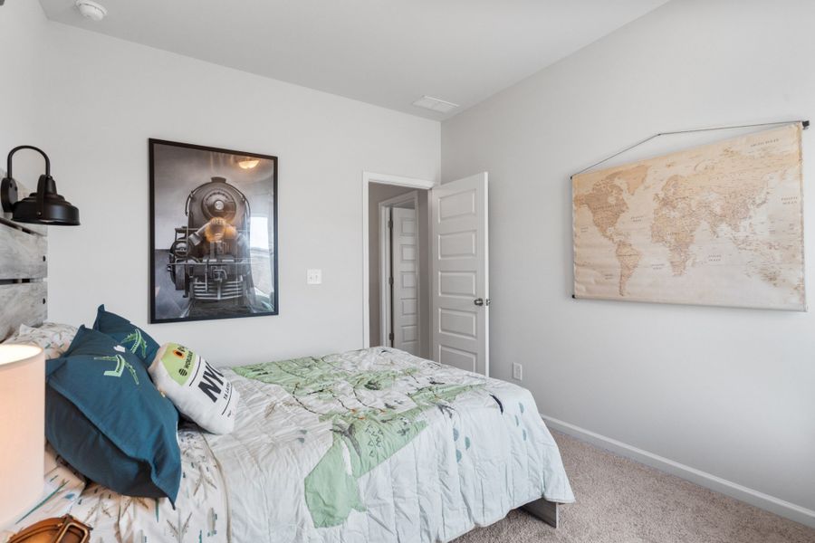 *This is a marketing photo. Colors/options may be different.*